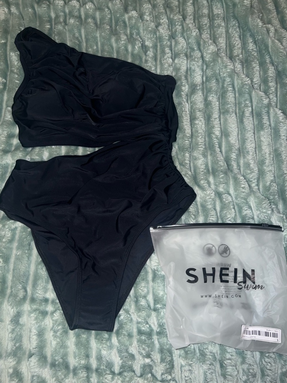 SHEIN Black One-Shoulder High-Waist Swim Set